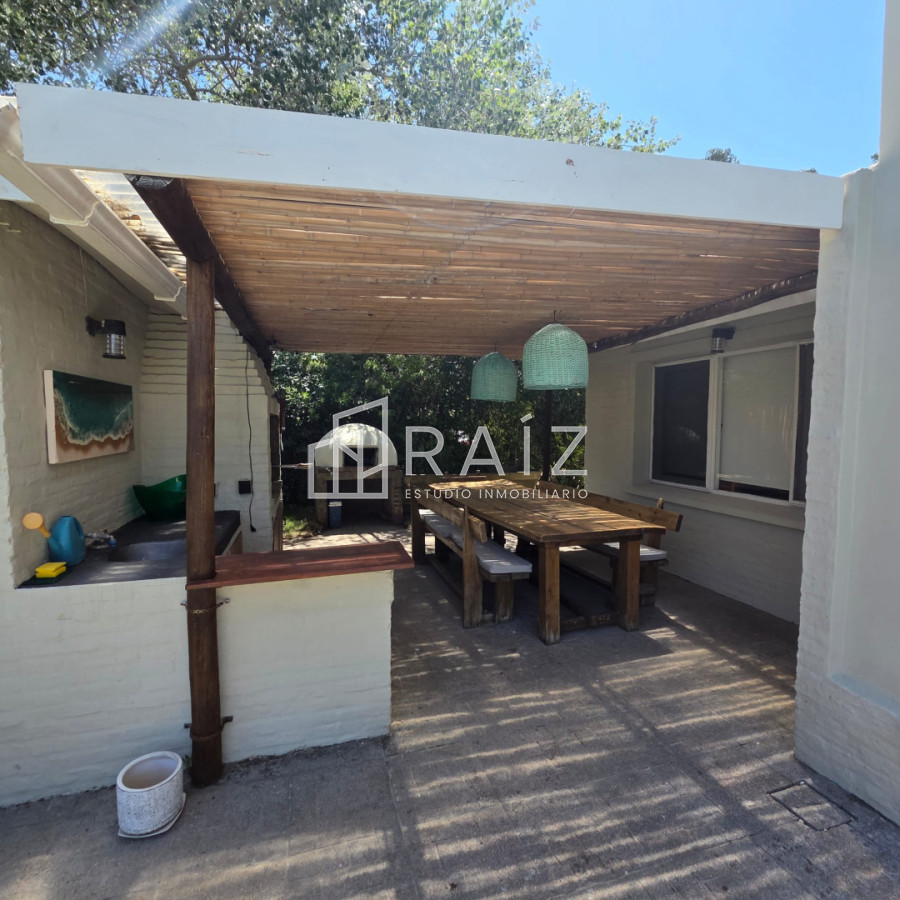 Casa ID.1881 - CASA EN VENTA 3 DORMITORIOS  EN LA BARRA