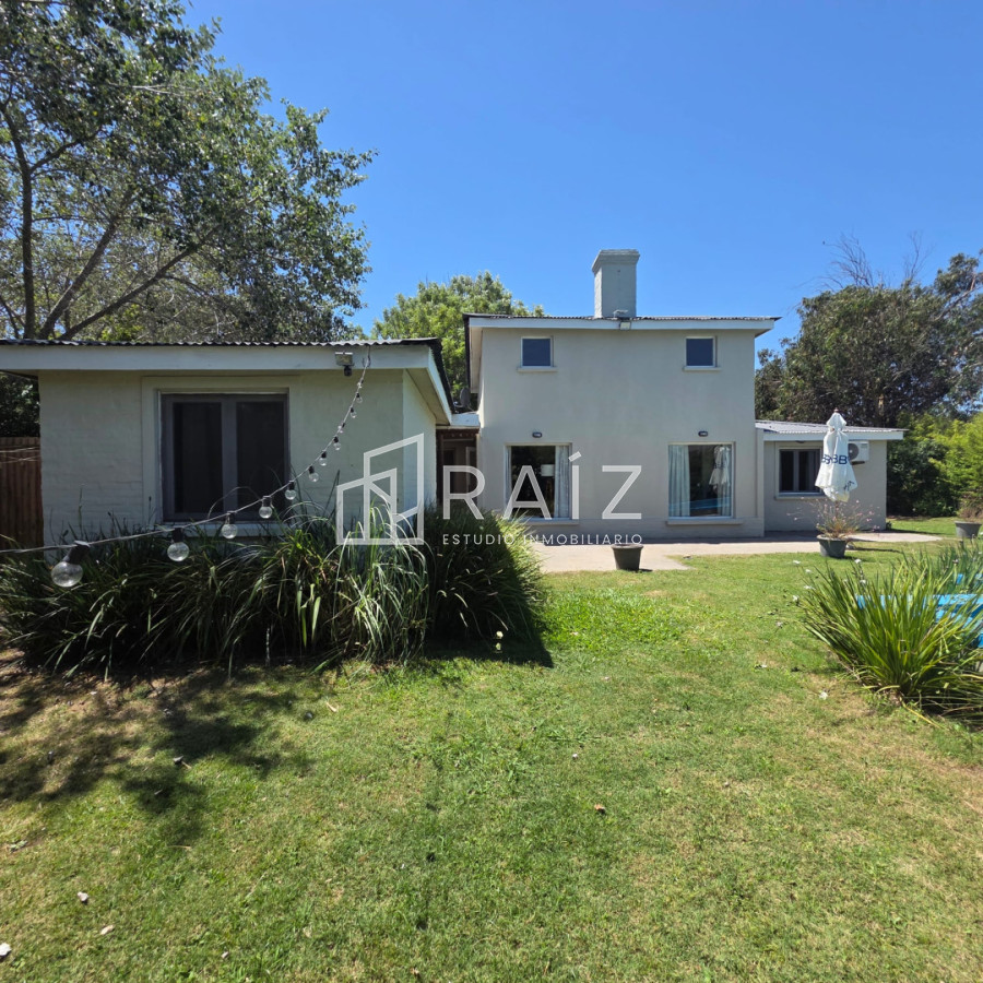 Casa ID.1881 - CASA EN VENTA 3 DORMITORIOS  EN LA BARRA