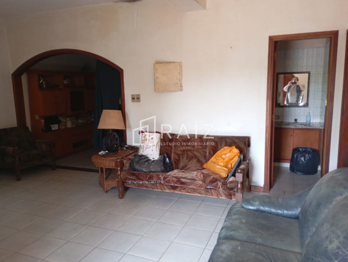Casa ID.12095 - VENTA CASA 4 DORMITORIOS AV ESPAÑA