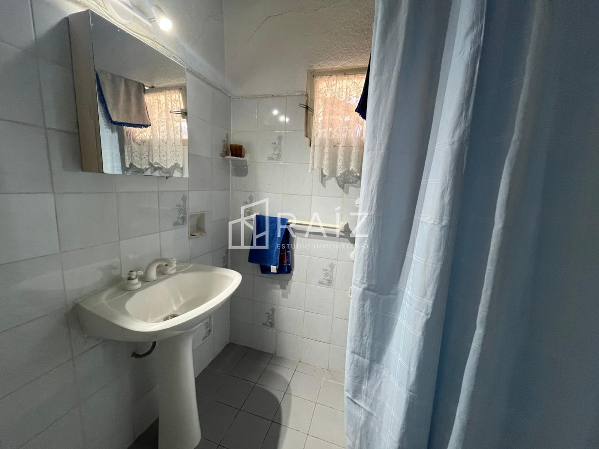 Casa ID.11631 - CASA VENTA 2 DORMITORIOS + DEPENDENCIA PINARES