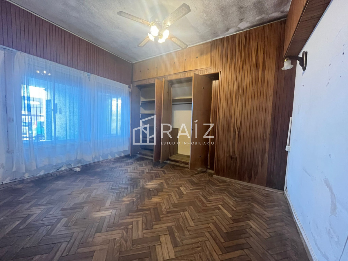 Casa ID.11827 - VENTA 2 CASAS MISMO PADRON SAN CARLOS