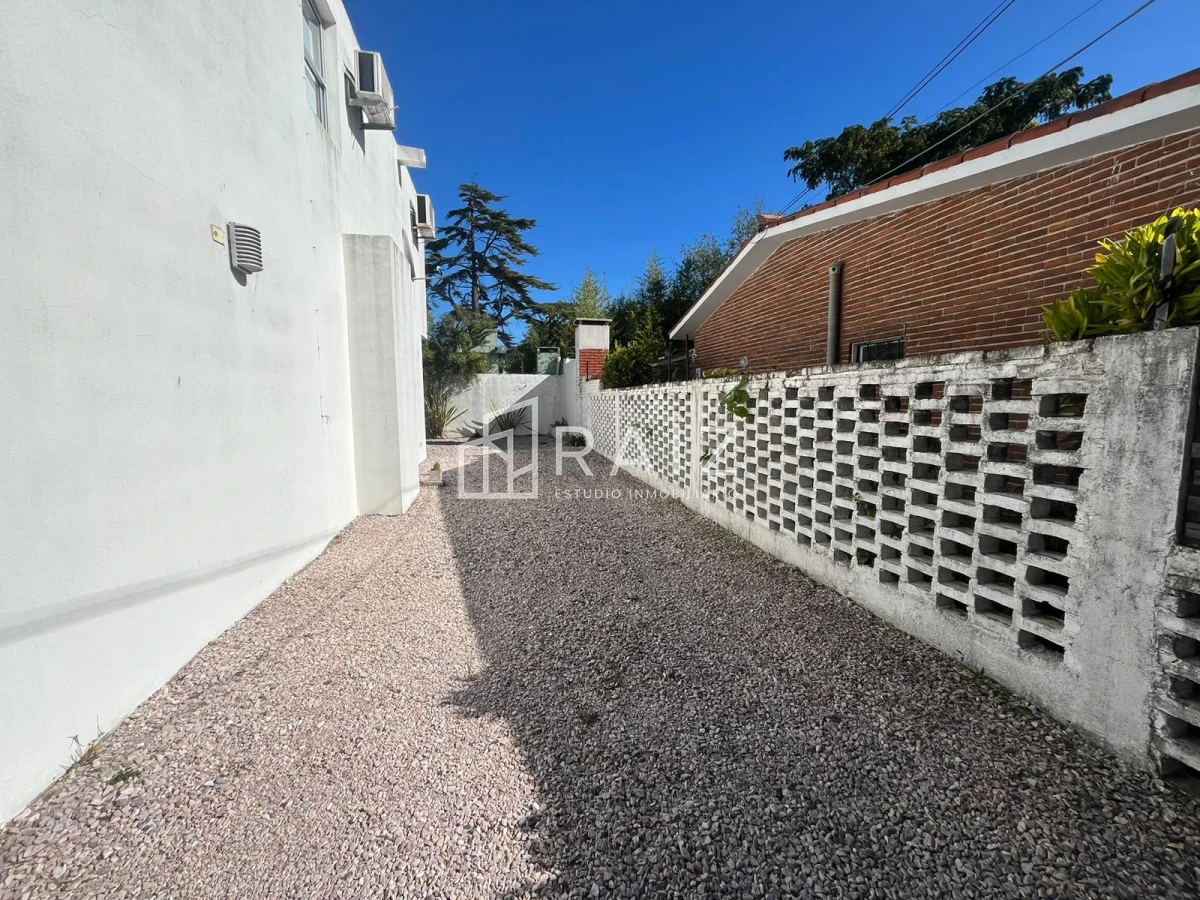 Casa ID.2554 - CASA  VENTA 3 DORMITORIOS ZONA ATLANTICO SHOPPING 