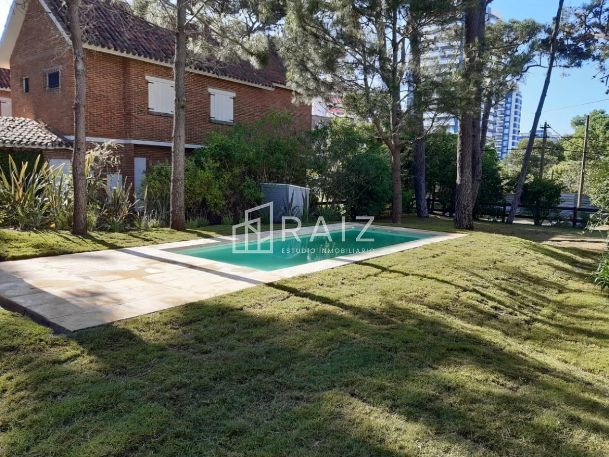 Casa ID.898 - Casa en Punta del Este, Brava