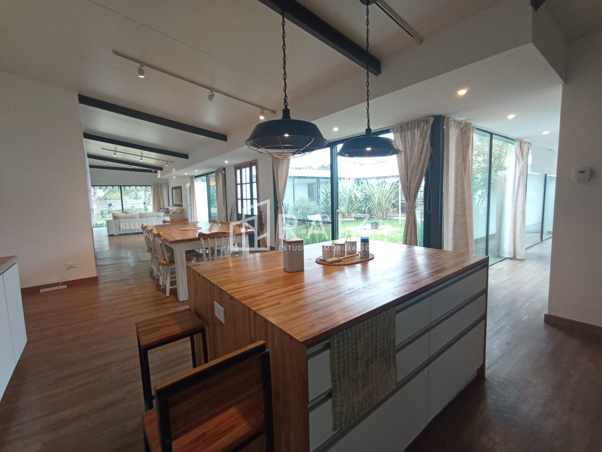 Casa ID.8906 - VENTA CASA BARRIO PRIVADO EL QUIJOTE 4 DORMITORIOS