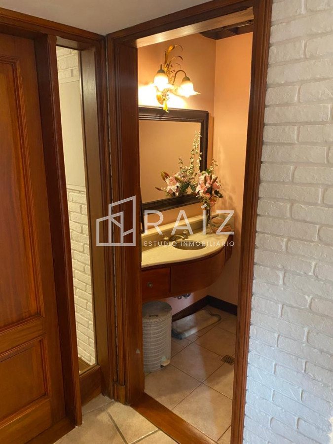 Casa ID.6998 - HERMOSA CASA DISPONIBLE POR LA TEMPORADA.