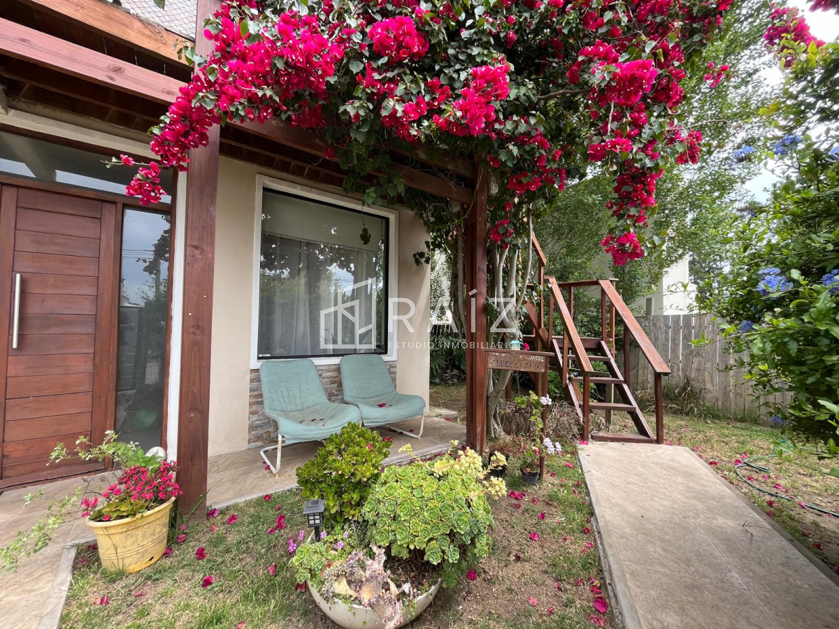 Casa ID.11202 - VENTA CASA 5 DORMITORIOS LAUSANA