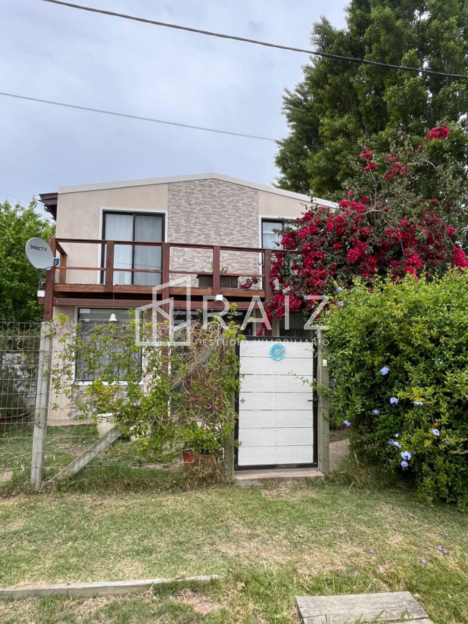 Casa ID.11202 - VENTA CASA 5 DORMITORIOS LAUSANA