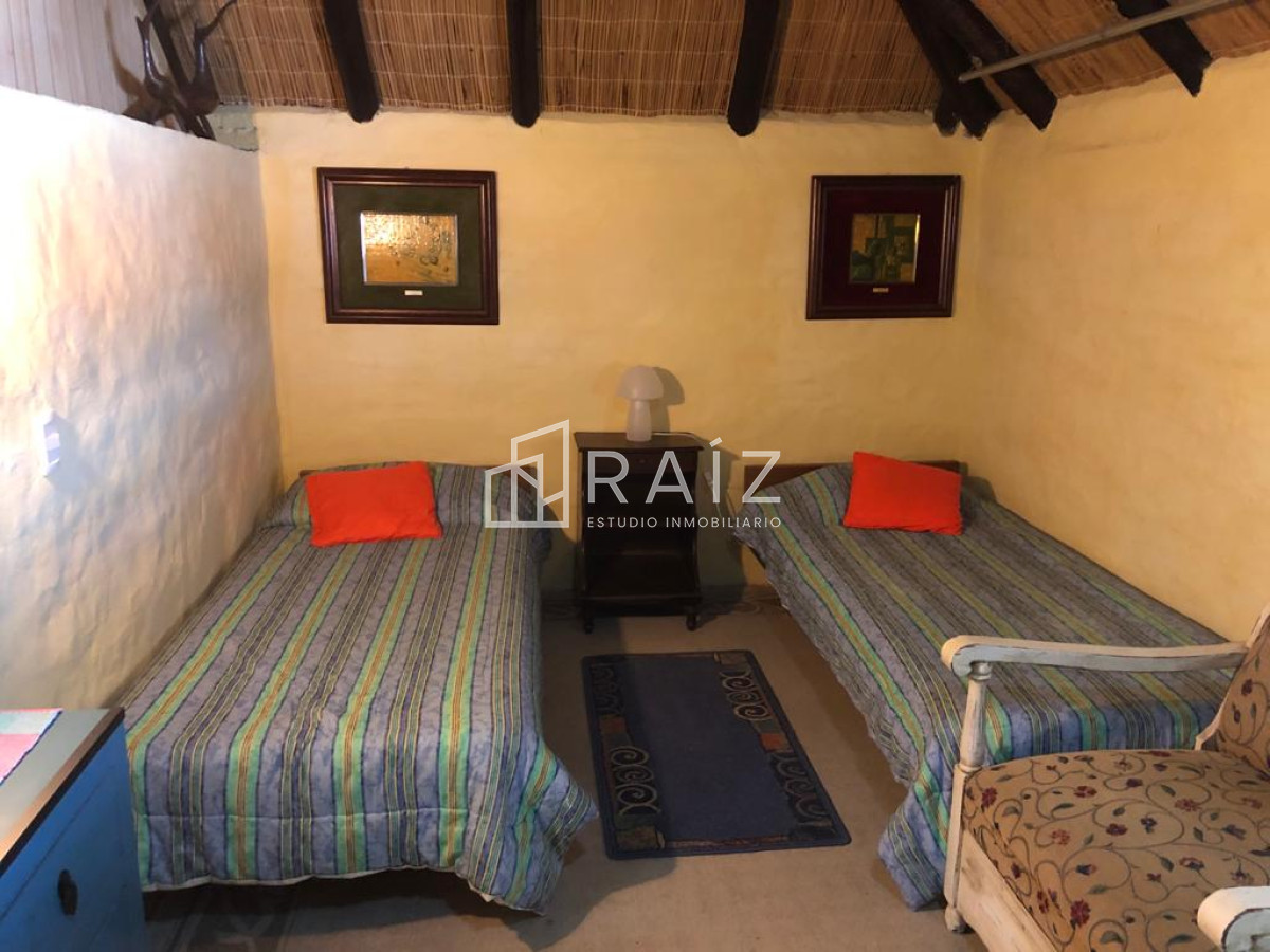 Casa ID.784 - CASA 6 DORMITORIOS EN ALQUILER DE TEMPORADA EN PINARES