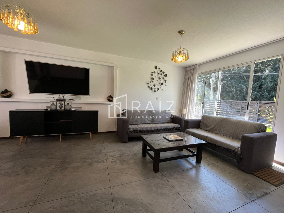 Casa ID.2554 - CASA  VENTA 3 DORMITORIOS ZONA ATLANTICO SHOPPING 