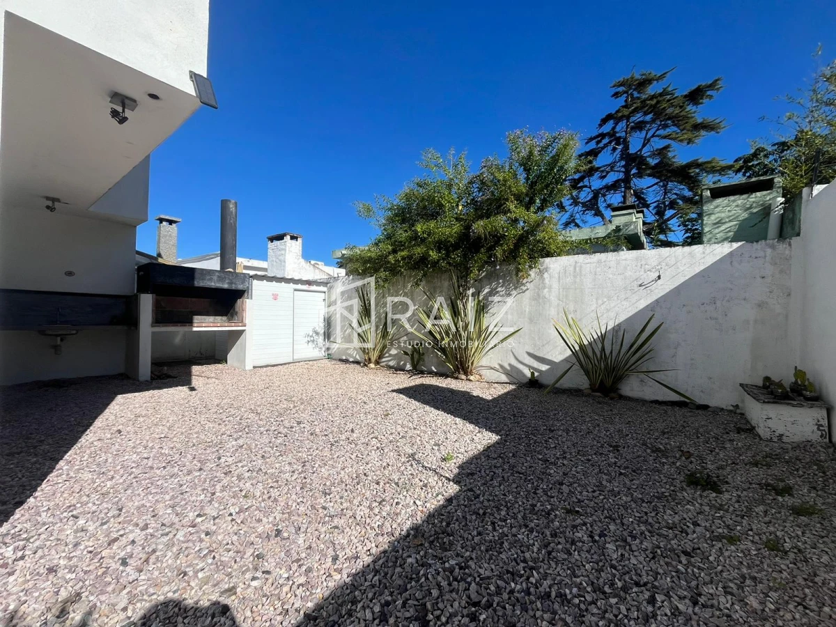 Casa ID.2554 - CASA  VENTA 3 DORMITORIOS ZONA ATLANTICO SHOPPING 