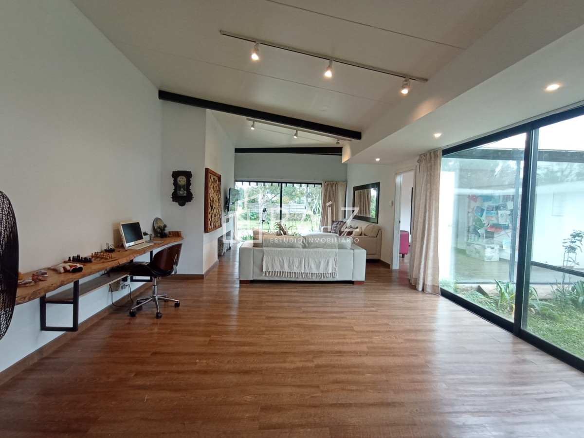 Casa ID.8906 - VENTA CASA BARRIO PRIVADO EL QUIJOTE 4 DORMITORIOS