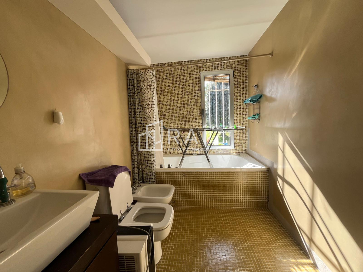 Casa ID.6151 - HERMOSA CASA EN PINARES EN VENTA!!