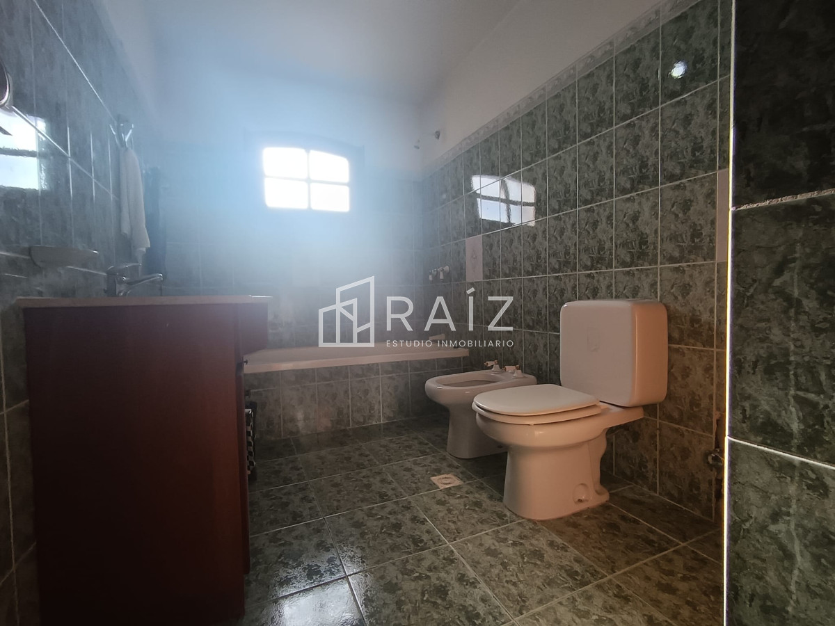 Casa ID.11105 - VENTA CASA 4 DORMITORIOS BIARRITZ MALDONADO 