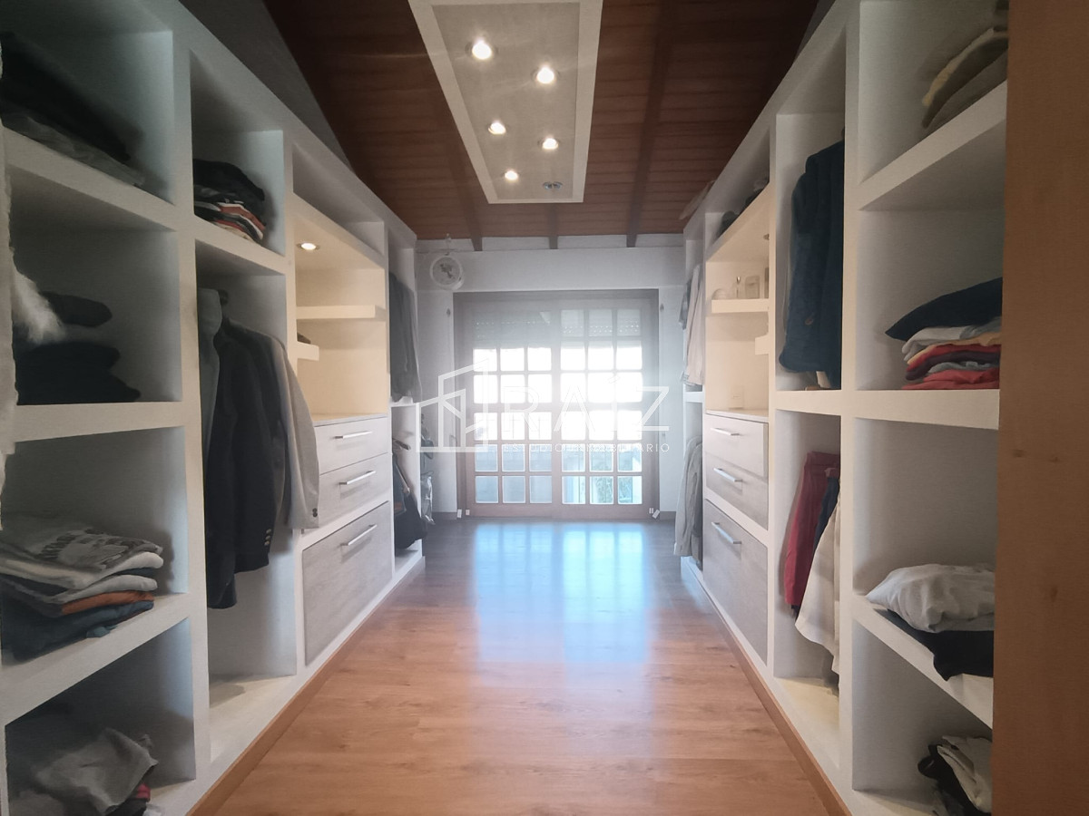 Casa ID.11105 - VENTA CASA 4 DORMITORIOS BIARRITZ MALDONADO 