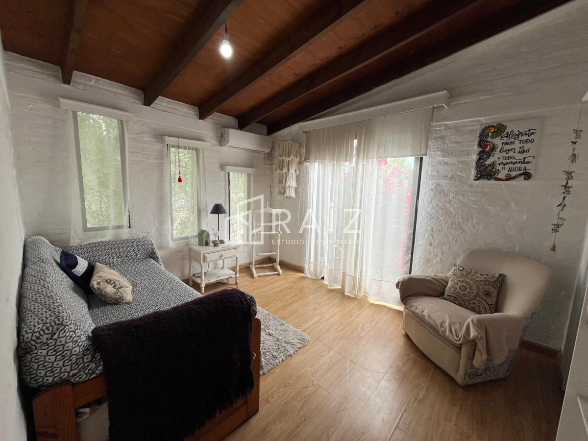 Casa ID.11202 - VENTA CASA 5 DORMITORIOS LAUSANA