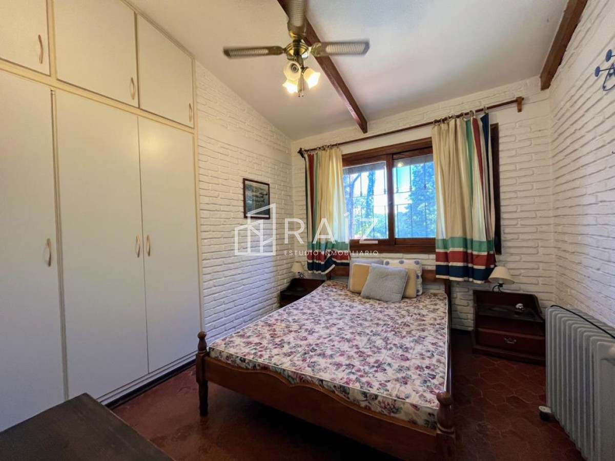 Casa ID.7937 - VENTA CASA 4 DORMITORIOS Y DEPENDENCIA SAN RAFAEL