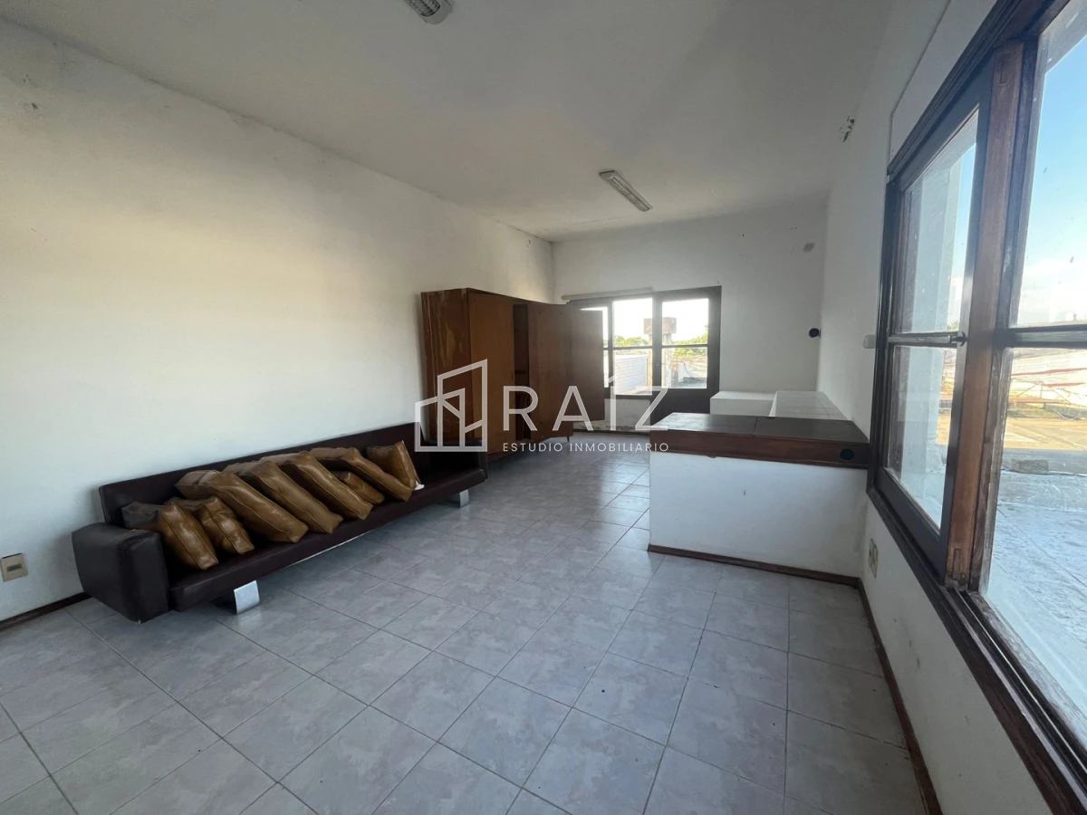 Casa ID.11827 - VENTA 2 CASAS MISMO PADRON SAN CARLOS