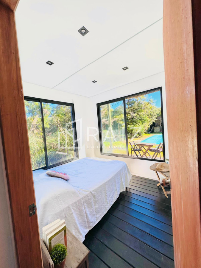 Casa ID.9351 - CASA 4 DORMITORIOS EN VENTA EN PUEBLO SAN VICENTE