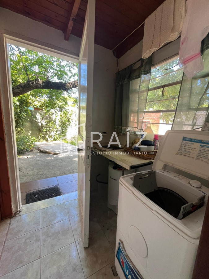 Casa ID.11631 - CASA VENTA 2 DORMITORIOS + DEPENDENCIA PINARES