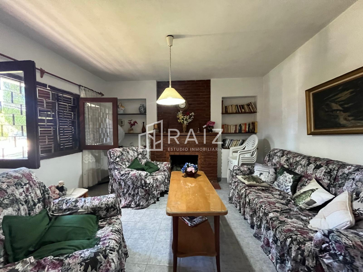 Casa ID.11631 - CASA VENTA 2 DORMITORIOS + DEPENDENCIA PINARES