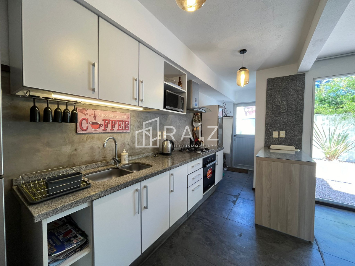 Casa ID.2554 - CASA  VENTA 3 DORMITORIOS ZONA ATLANTICO SHOPPING 