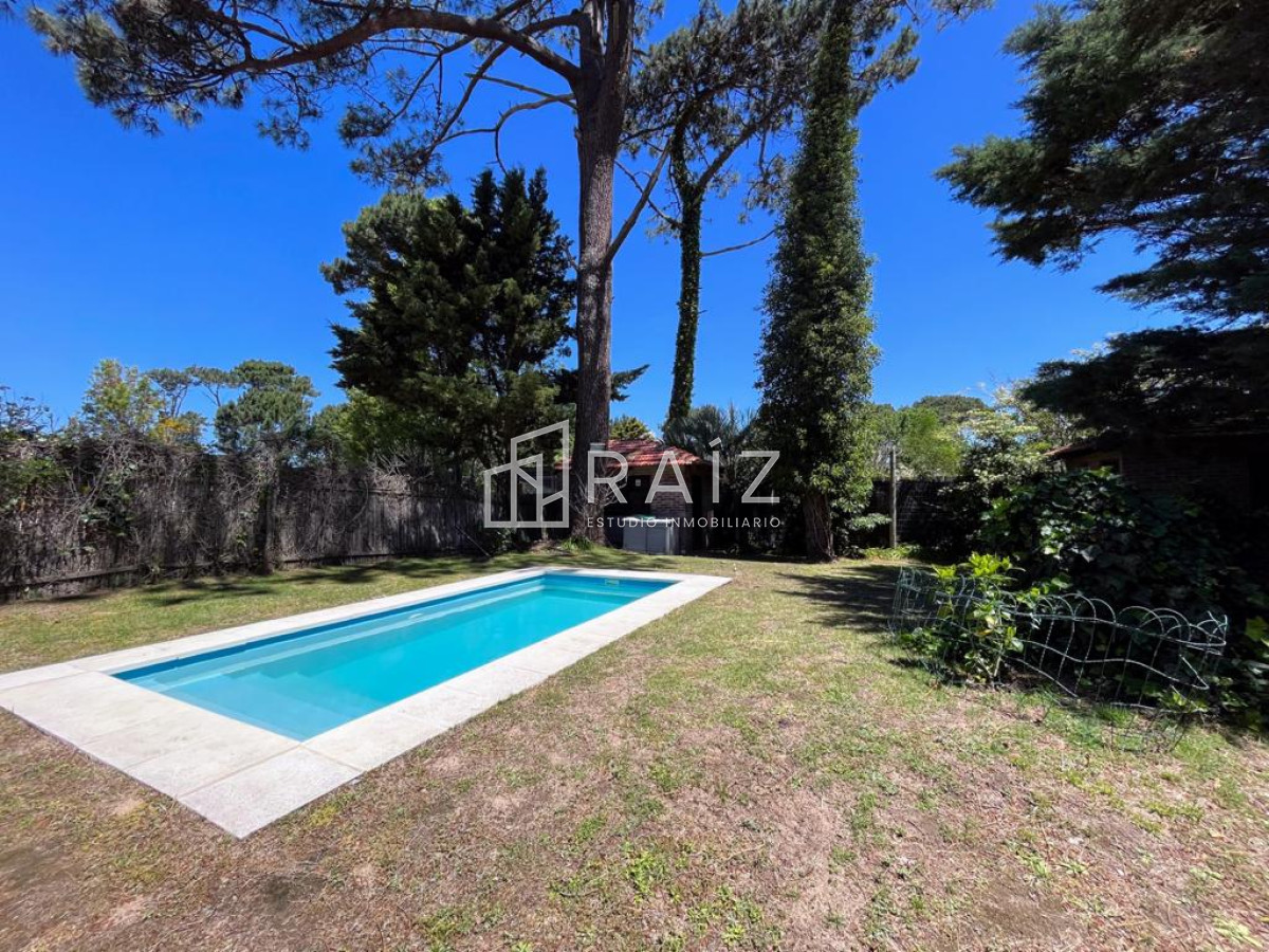 Casa ID.7937 - VENTA CASA 4 DORMITORIOS Y DEPENDENCIA SAN RAFAEL