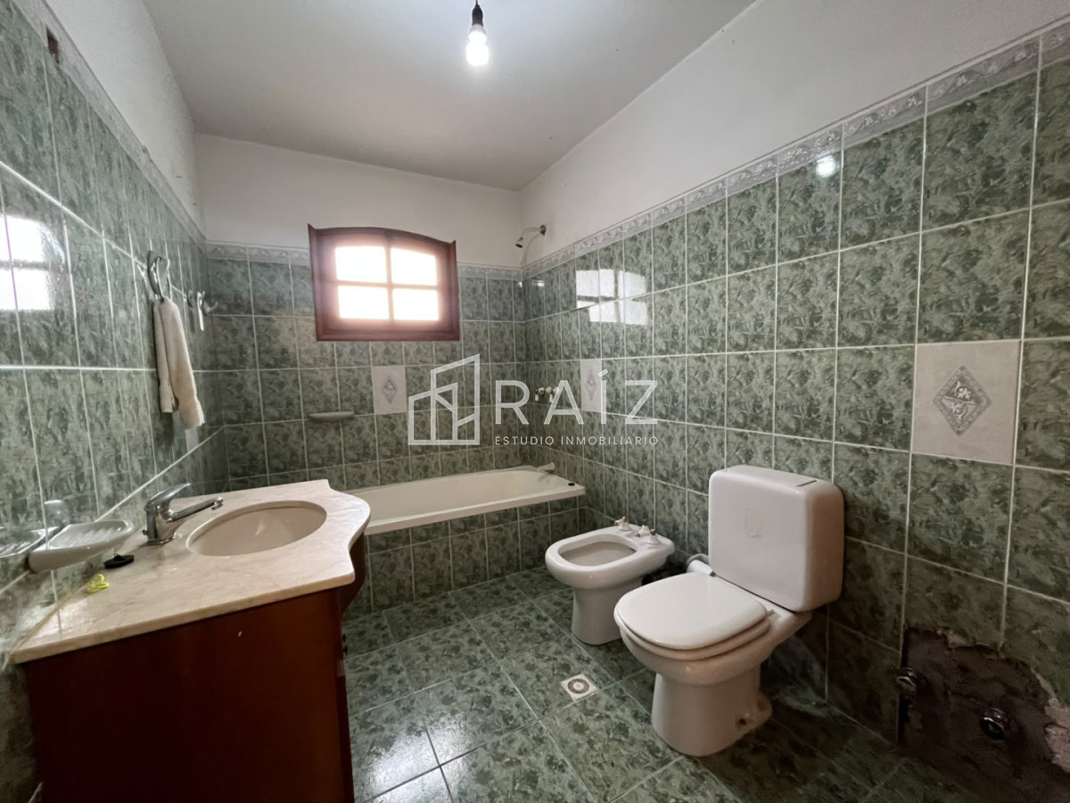 Casa ID.11105 - VENTA CASA 4 DORMITORIOS BIARRITZ MALDONADO 