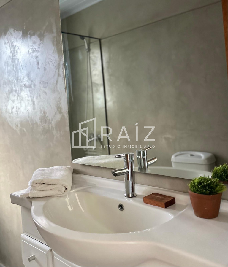 Casa ID.9351 - CASA 4 DORMITORIOS EN VENTA EN PUEBLO SAN VICENTE