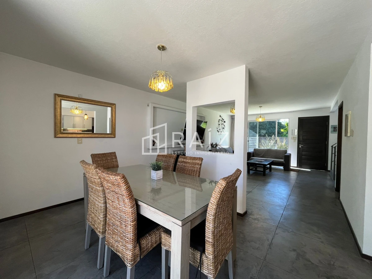 Casa ID.2554 - CASA  VENTA 3 DORMITORIOS ZONA ATLANTICO SHOPPING 