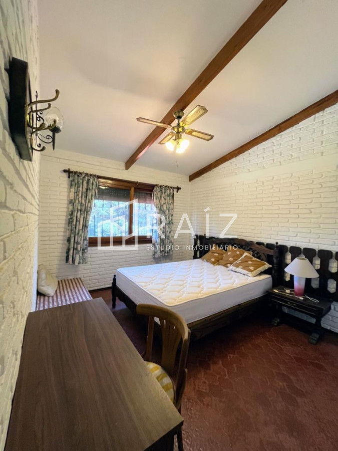 Casa ID.7937 - VENTA CASA 4 DORMITORIOS Y DEPENDENCIA SAN RAFAEL