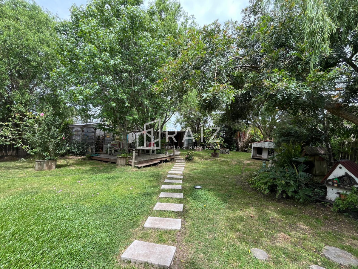 Casa ID.11202 - VENTA CASA 5 DORMITORIOS LAUSANA