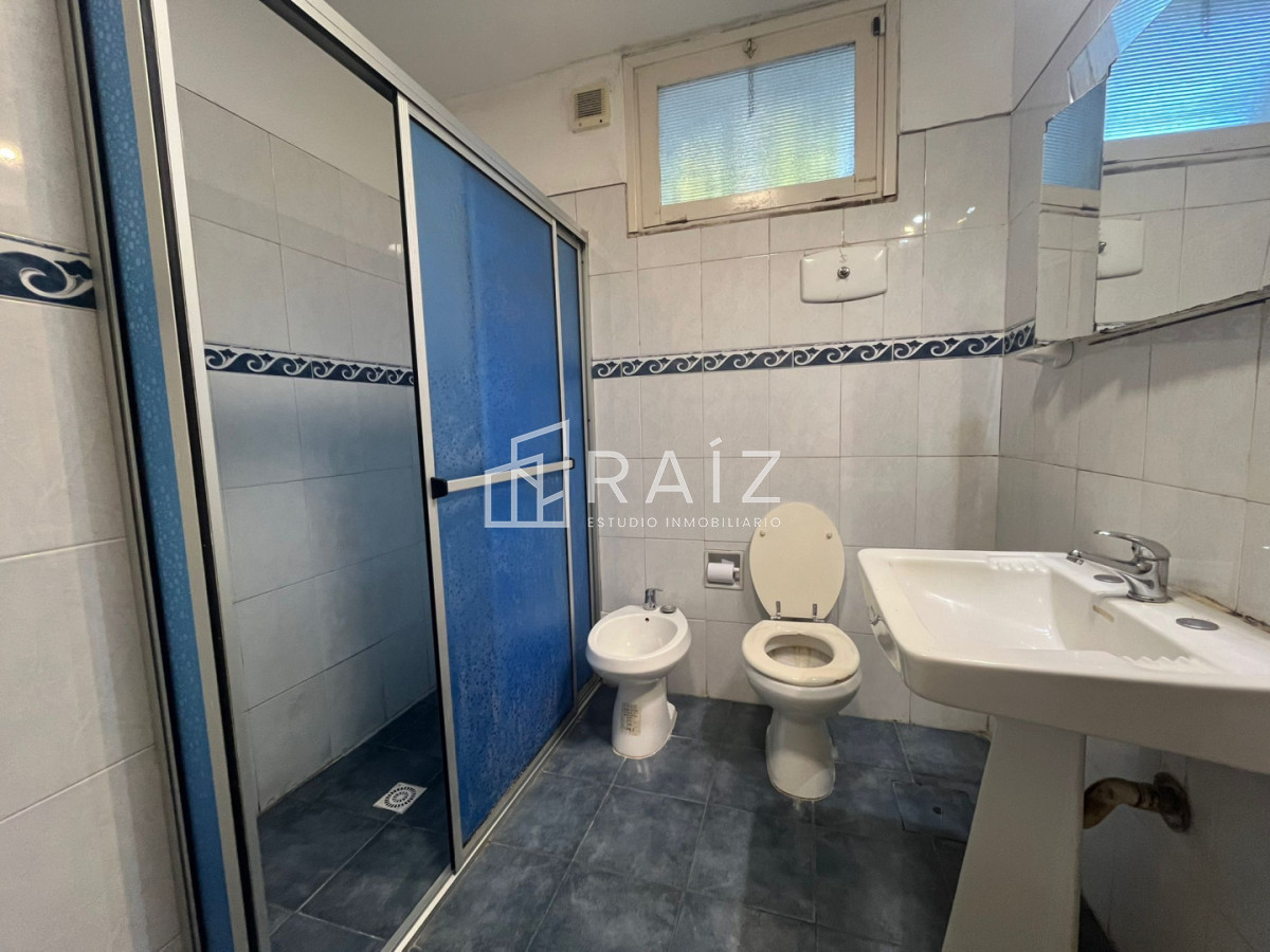 Casa ID.11827 - VENTA 2 CASAS MISMO PADRON SAN CARLOS