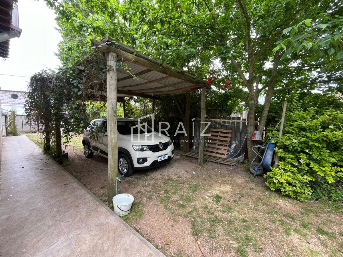 Casa ID.11202 - VENTA CASA 5 DORMITORIOS LAUSANA