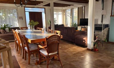 VENTA CASA 5 DORMITORIOS LAUSANA