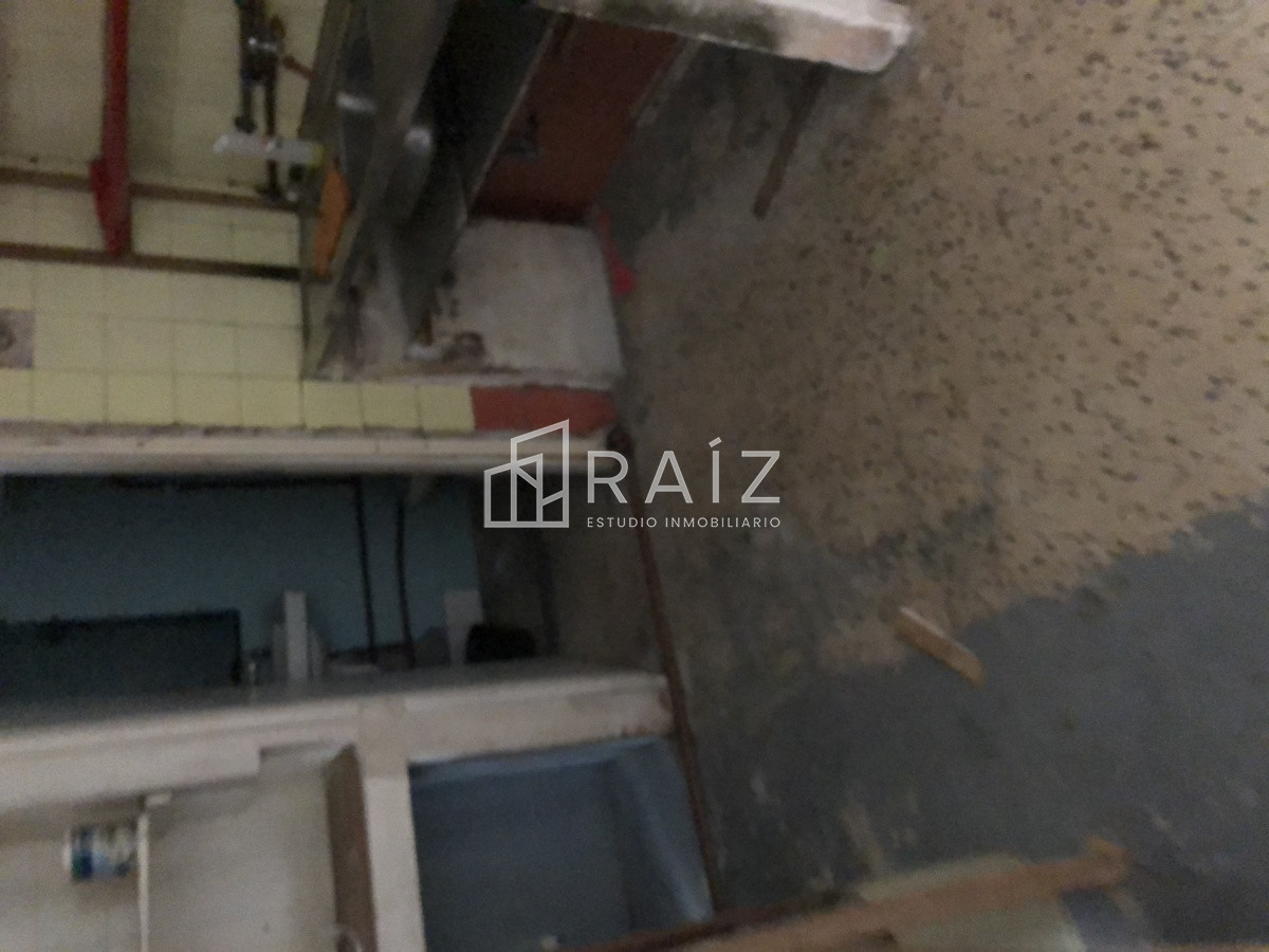 Local Comercial ID.6442 - APARTAMENTO EN ALQUILER ANUAL.