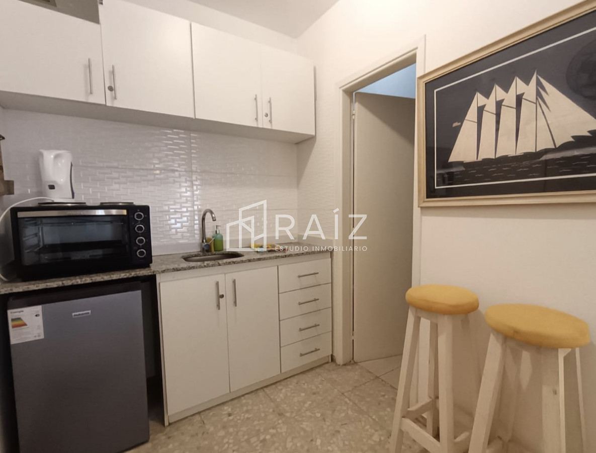 Local Comercial ID.12044 - Venta local Península 