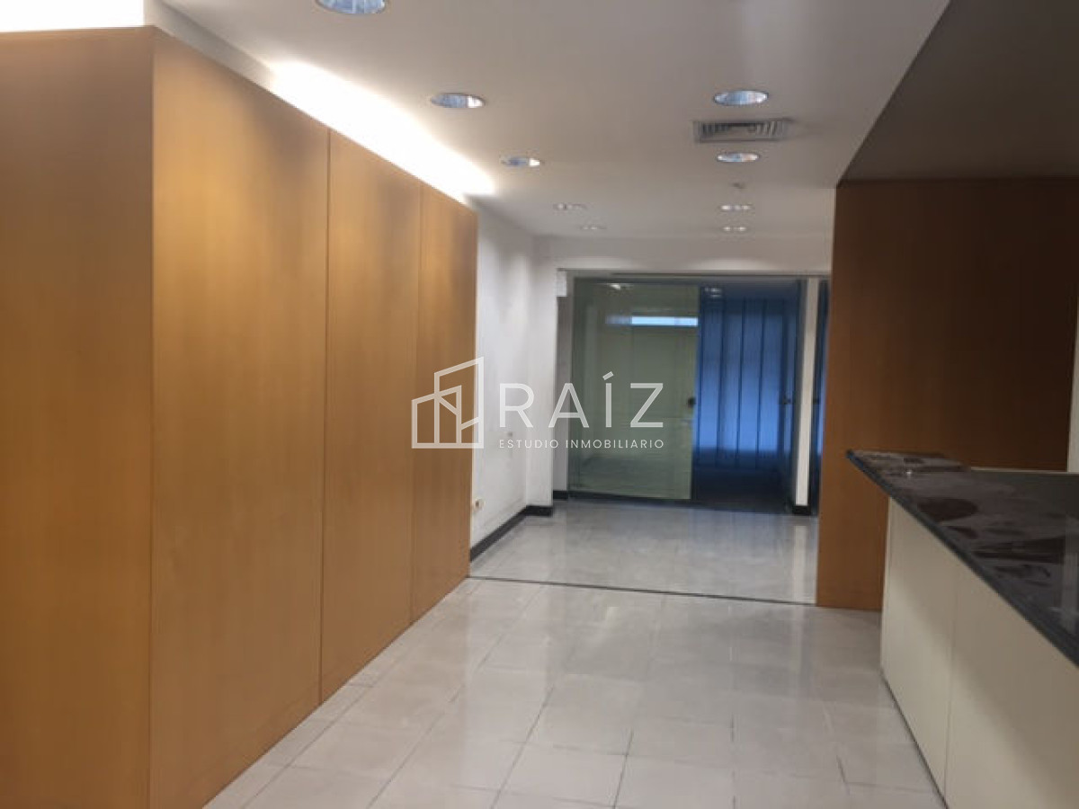 Local Comercial ID.2084 - Local en Montevideo.