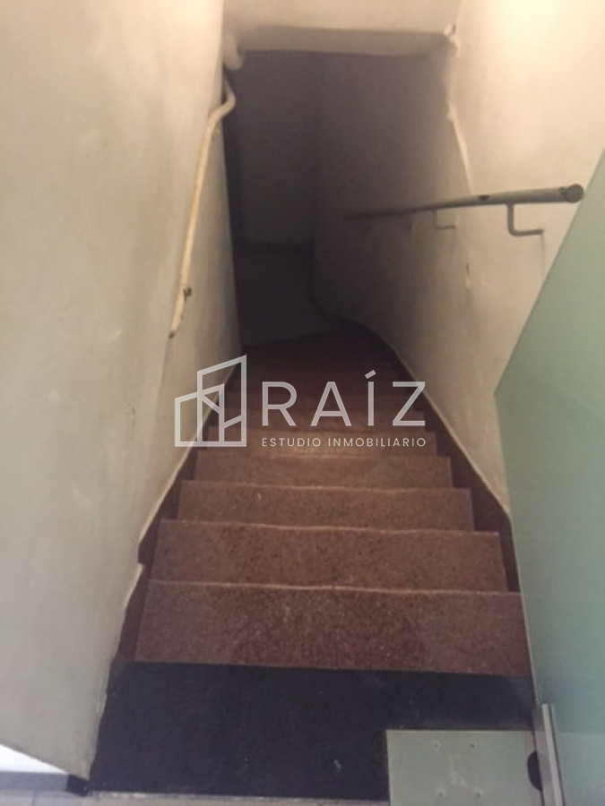 Local Comercial ID.2084 - Local en Montevideo.