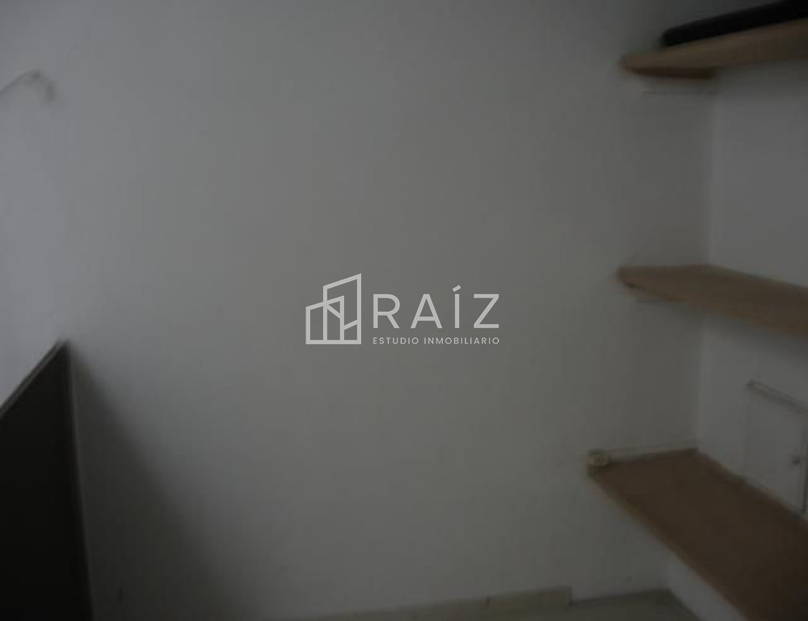 Local Comercial ID.2294 - Local en Punta del Este, Península