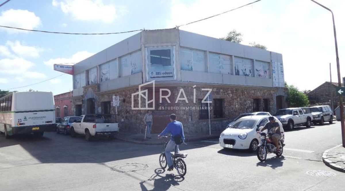 Local Comercial ID.2343 - Local en Maldonado, Maldonado