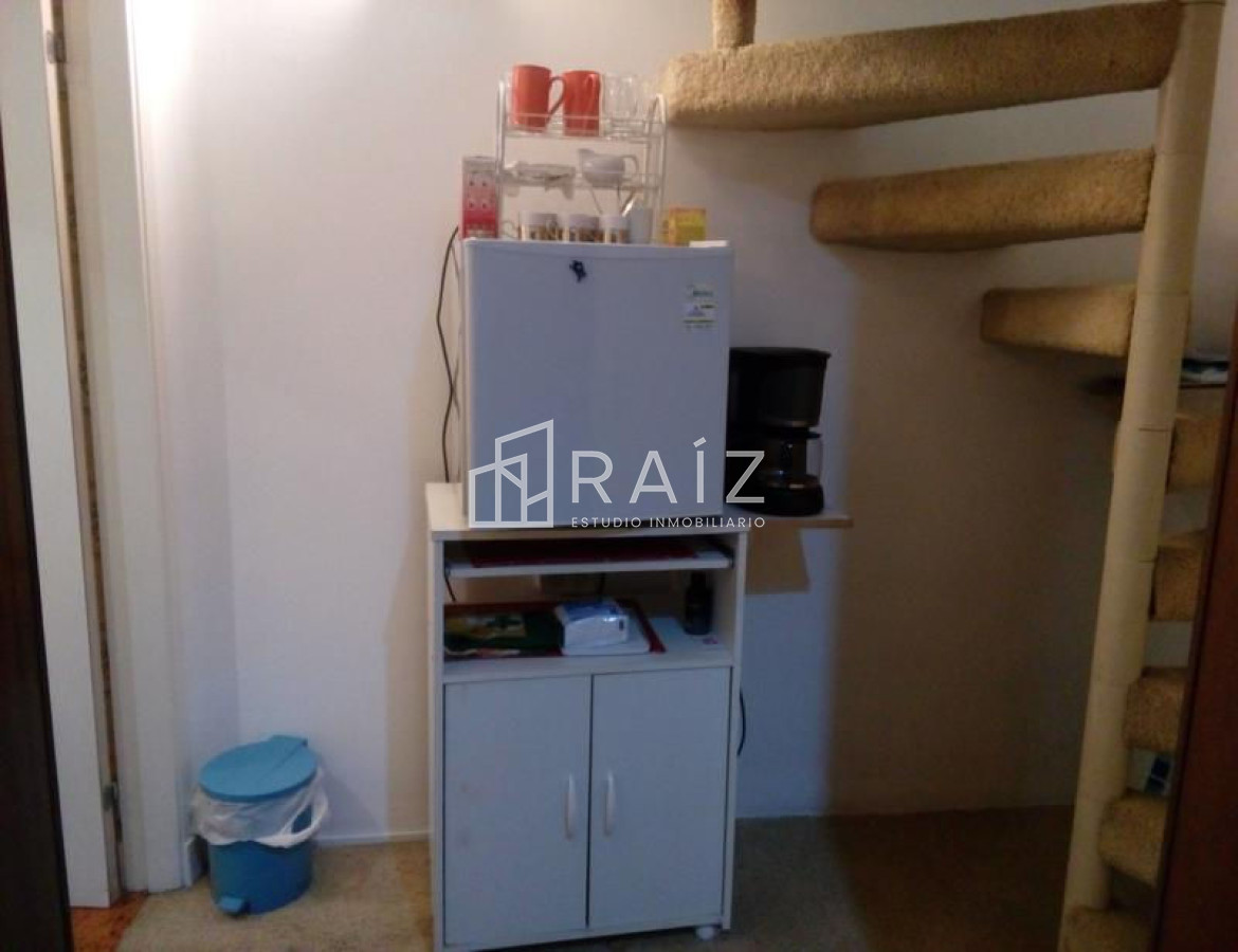 Local Comercial ID.2623 - Local en Punta del Este, Península