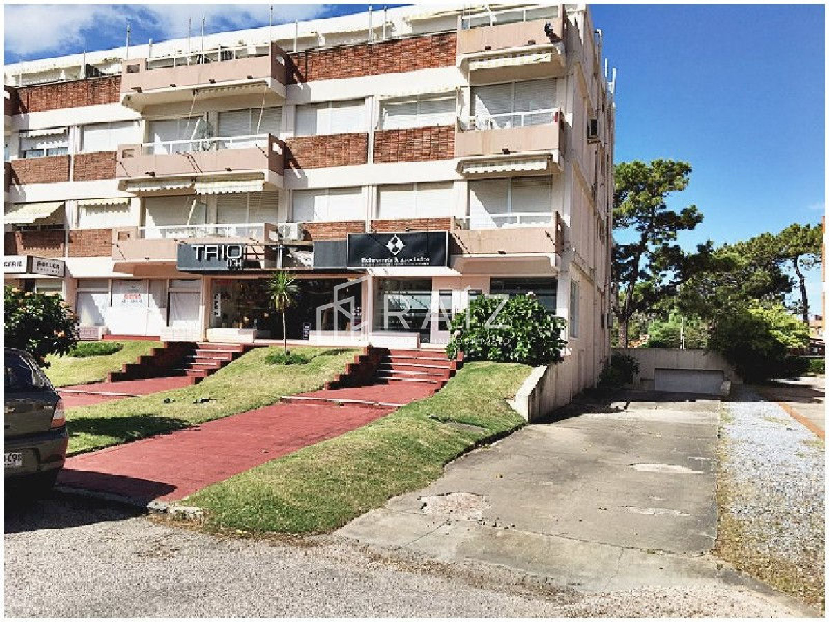 Local Comercial ID.2652 - Local en Punta del Este, Aidy Grill