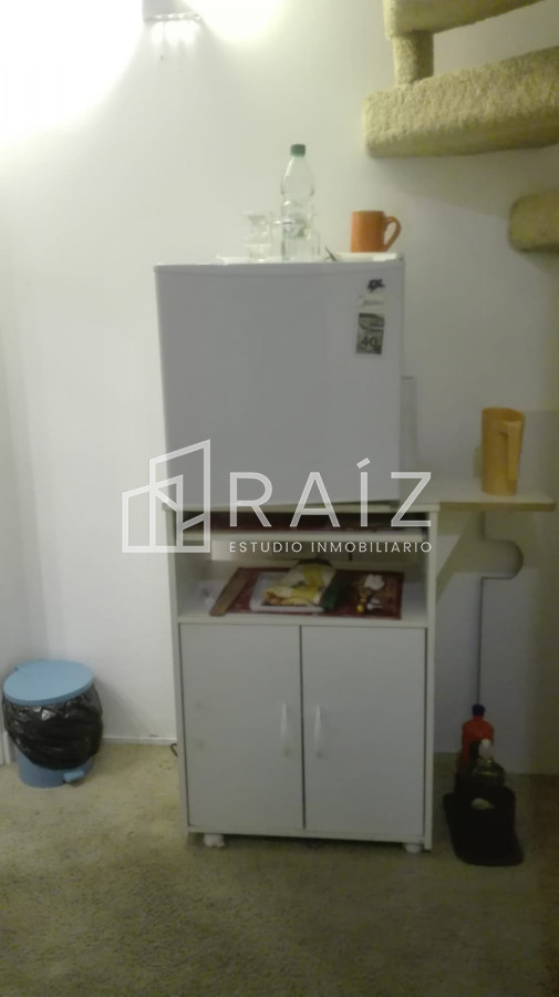 Local Comercial ID.2623 - Local en Punta del Este, Península