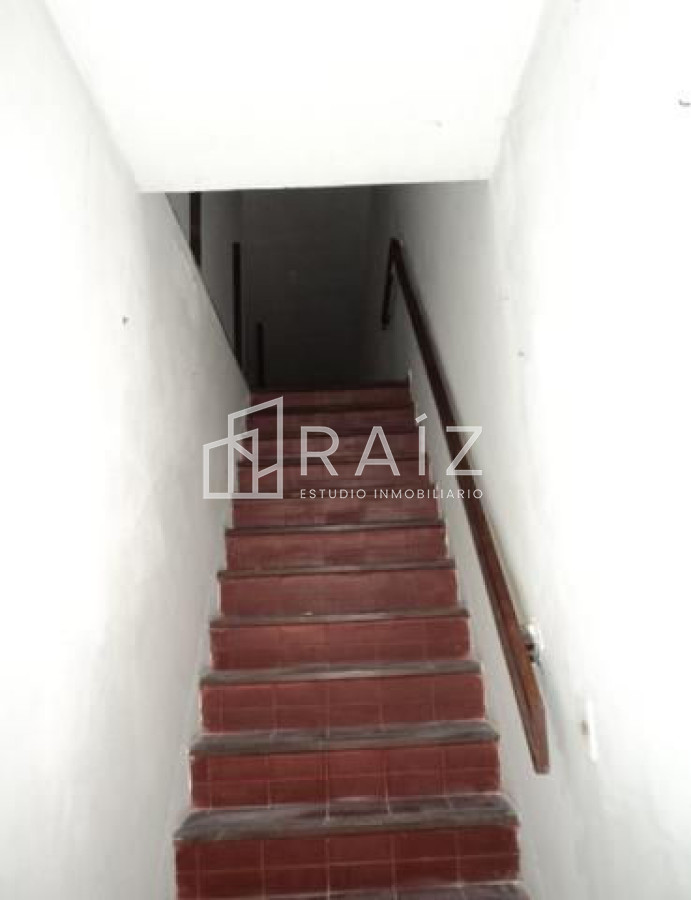 Local Comercial ID.775 - Local en Punta del Este, Península