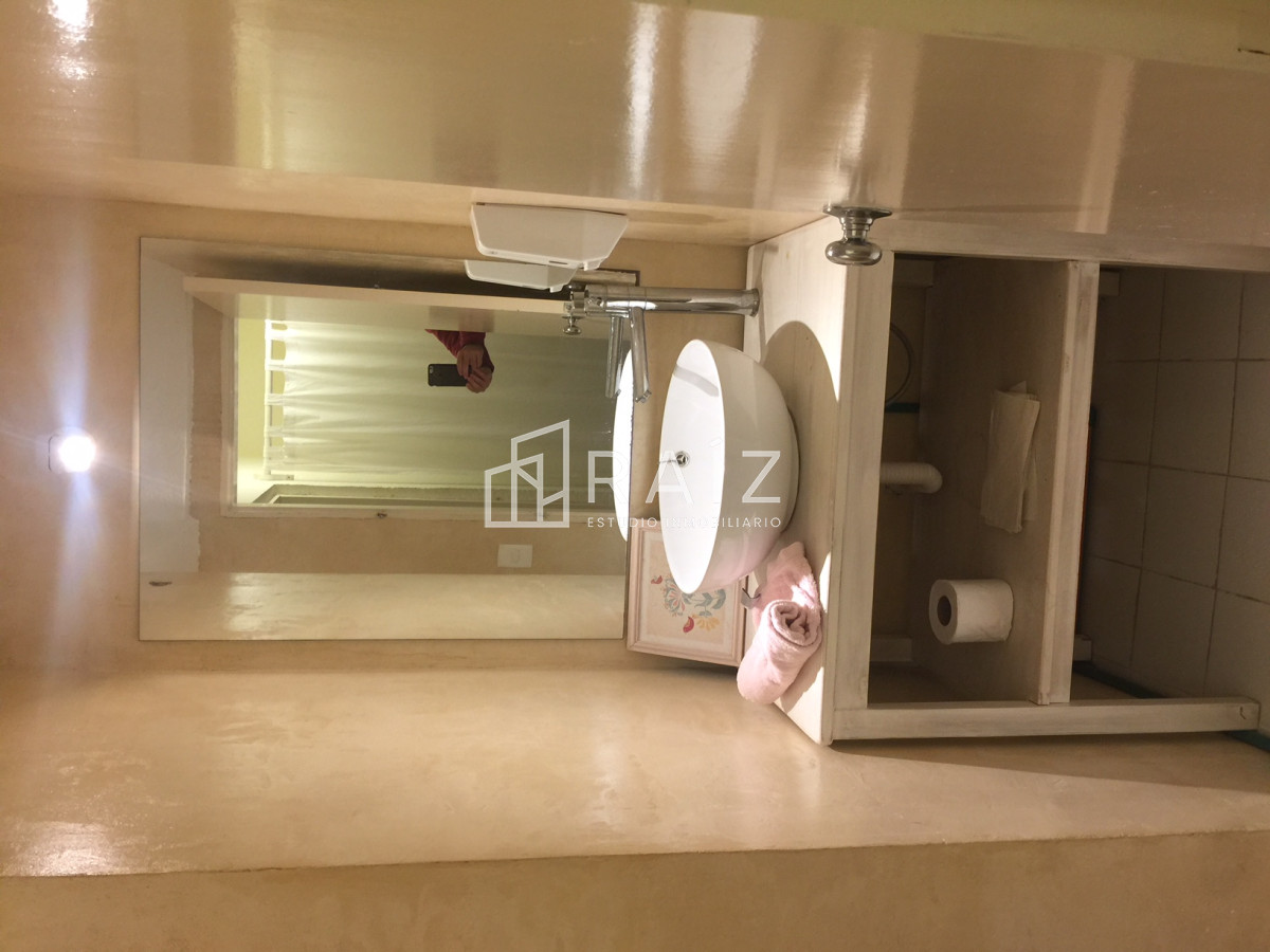 Local Comercial ID.9438 - LOCAL EN VENTA AVDA ROOSEVELT PUNTA DEL ESTE