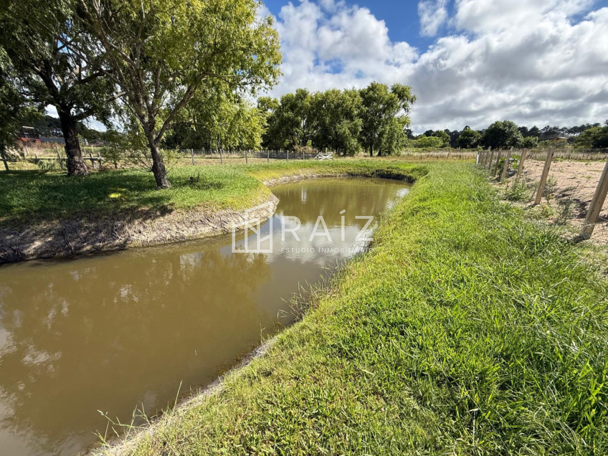 Terreno ID.12233 - VENTA TERRENO 2000M CHACRAS DEL PINAR