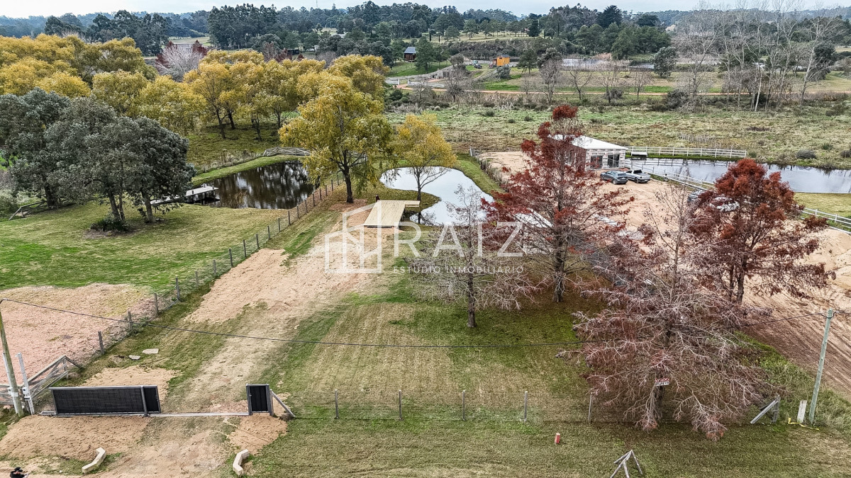 Terreno ID.12233 - VENTA TERRENO 2000M CHACRAS DEL PINAR
