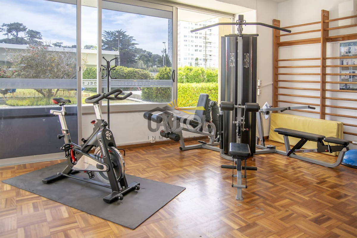 Apartamento ID.71 - Excelente Oportunidad !! Se Vende en Pda 19 Mansa - Punta del Este