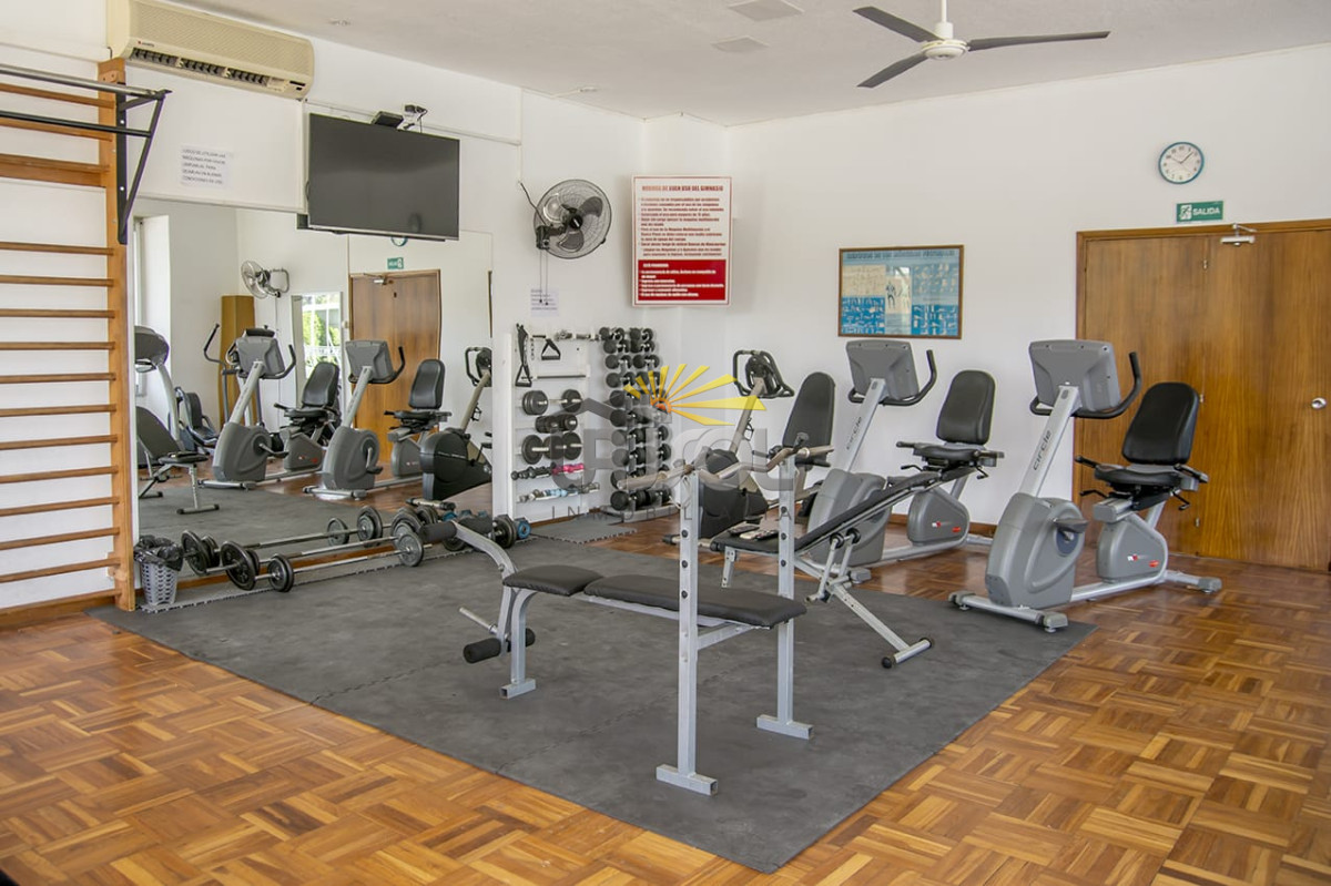 Apartamento ID.71 - Excelente Oportunidad !! Se Vende en Pda 19 Mansa - Punta del Este