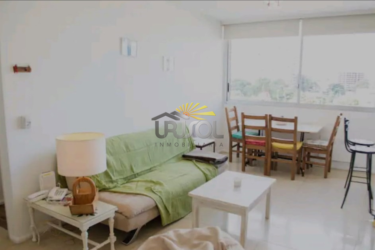 Apartamento ID.69 - Se ALQUILA Invernal, apartamento de un dormitorio a pocas cuadras de la Brava